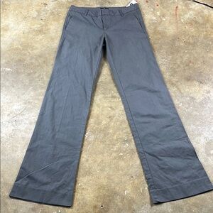 GAP Gray Chinos Versatile Cotton Blend
Size: 4 Tall